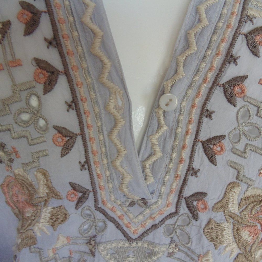 JOHNNY WAS Tunic, M, Taupe/gray, Embroidered, Long/Tab sleeve, Floral & Geo - Picture 2 of 12
